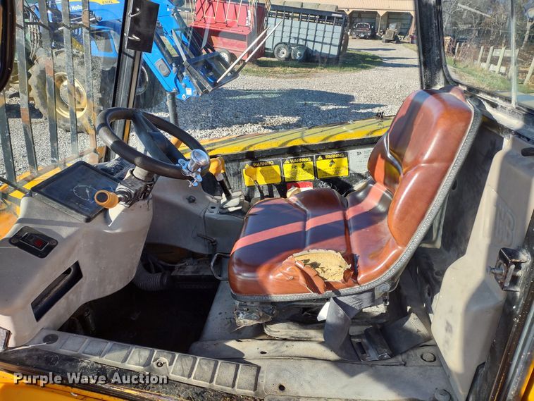 image for item JK9042 1998 JCB 520  telehandler