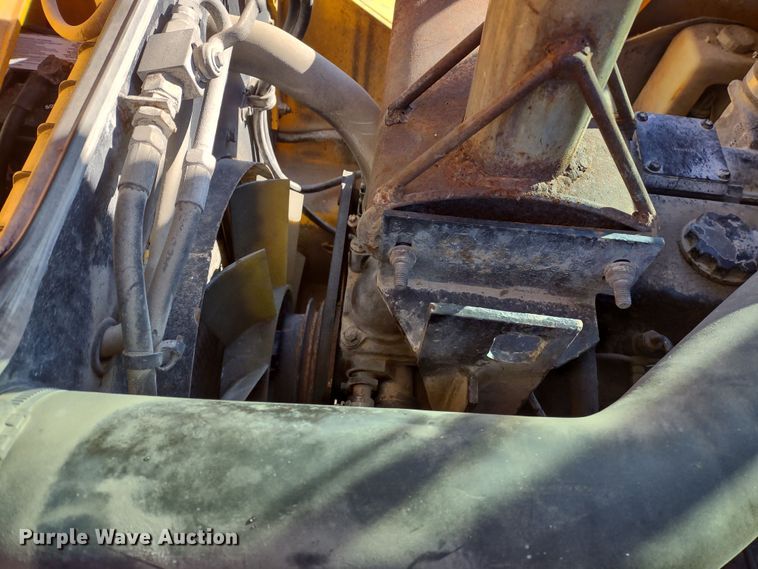 image for item JK9042 1998 JCB 520  telehandler