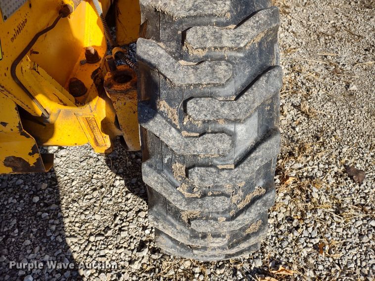 image for item JK9042 1998 JCB 520  telehandler
