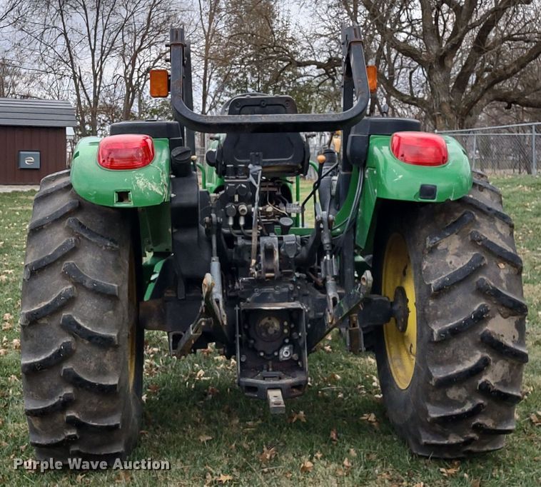 image for item JK9060 2006 John Deere 5325  MFWD tractor