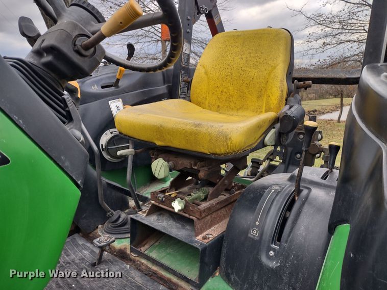 image for item JK9060 2006 John Deere 5325  MFWD tractor