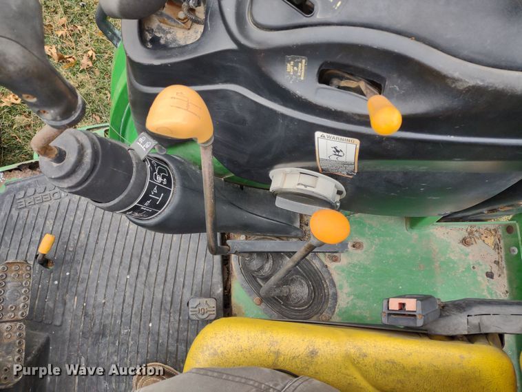 image for item JK9060 2006 John Deere 5325  MFWD tractor