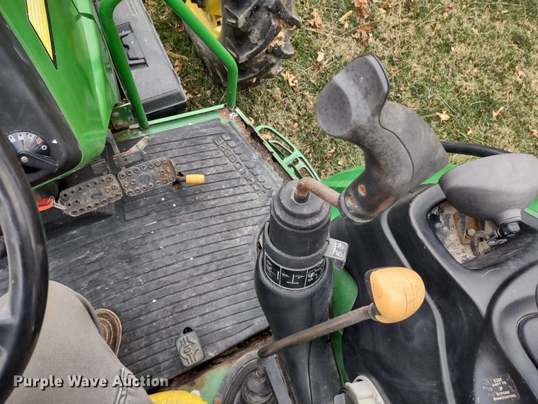 image for item JK9060 2006 John Deere 5325  MFWD tractor