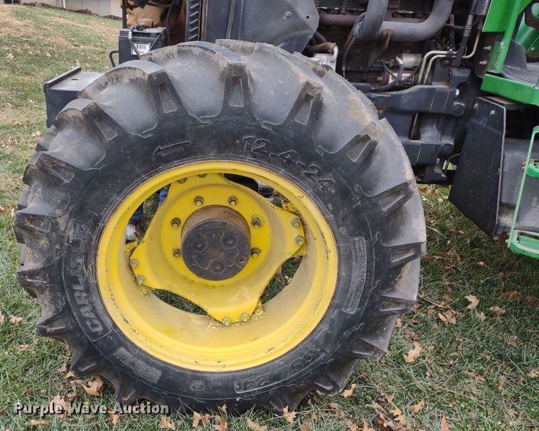 image for item JK9060 2006 John Deere 5325  MFWD tractor