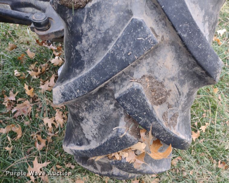 image for item JK9060 2006 John Deere 5325  MFWD tractor