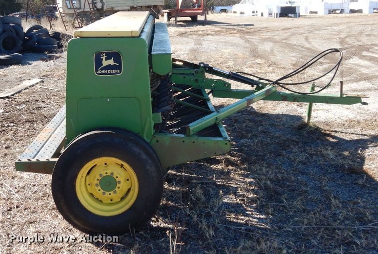 image for item JK9083 John Deere 8200  grain drill