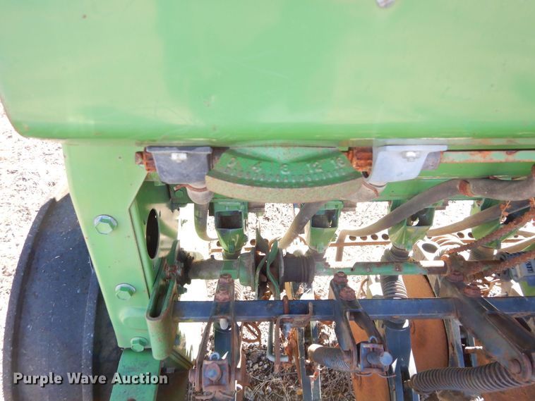 image for item JK9083 John Deere 8200  grain drill
