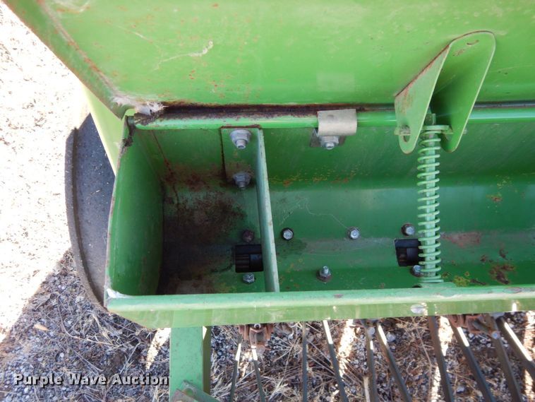 image for item JK9083 John Deere 8200  grain drill