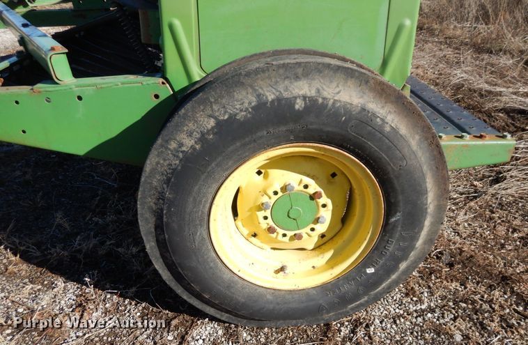 image for item JK9083 John Deere 8200  grain drill