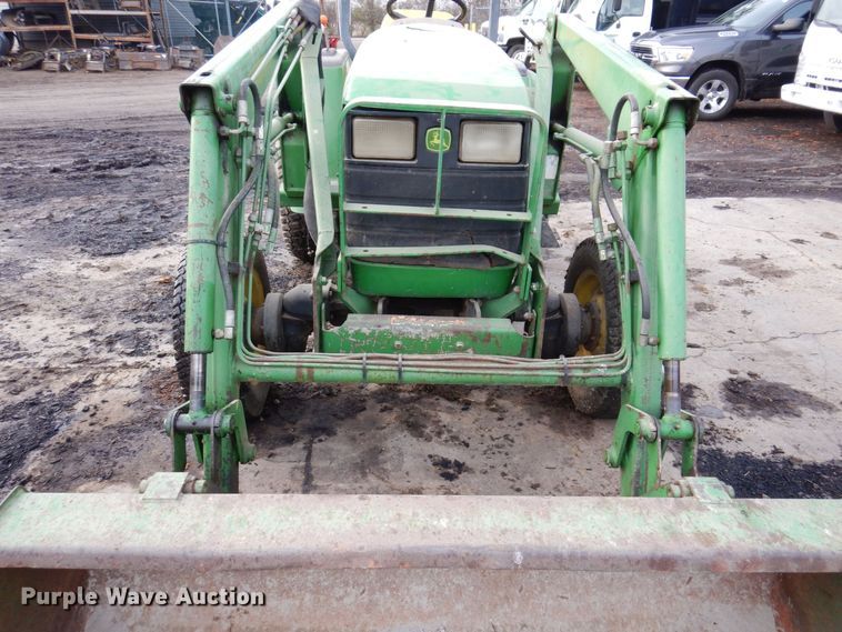 image for item JL9761 2000 John Deere 4400  MFWD tractor