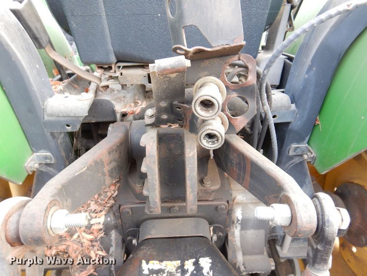 image for item JL9761 2000 John Deere 4400  MFWD tractor