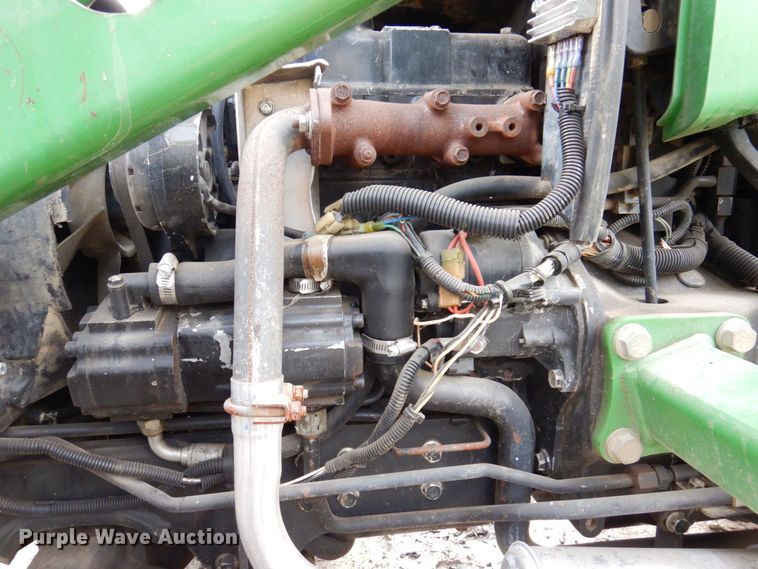 image for item JL9761 2000 John Deere 4400  MFWD tractor