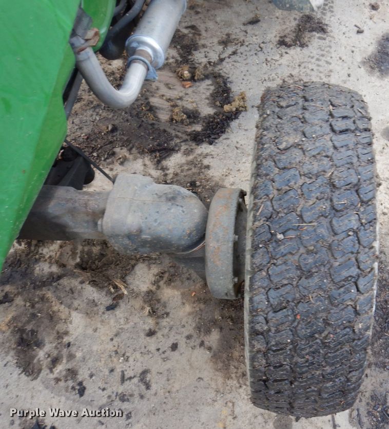 image for item JL9761 2000 John Deere 4400  MFWD tractor