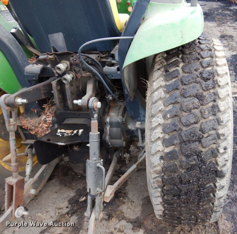 image for item JL9761 2000 John Deere 4400  MFWD tractor