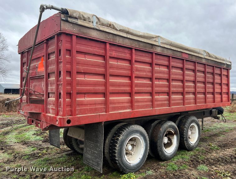 image for item JU9734 Grain trailer