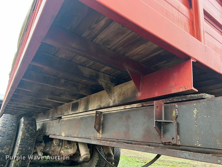 image for item JU9734 Grain trailer