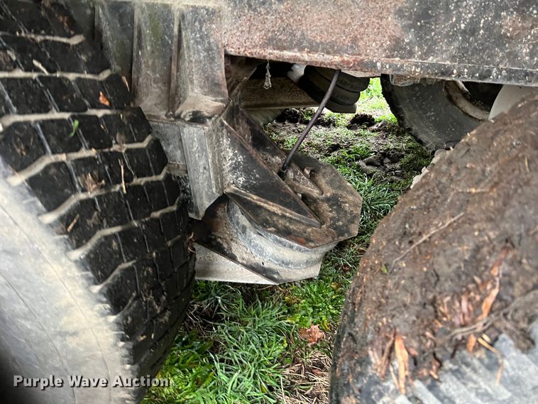 image for item JU9734 Grain trailer