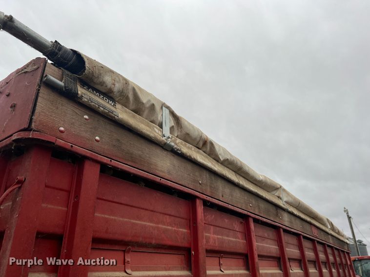 image for item JU9734 Grain trailer