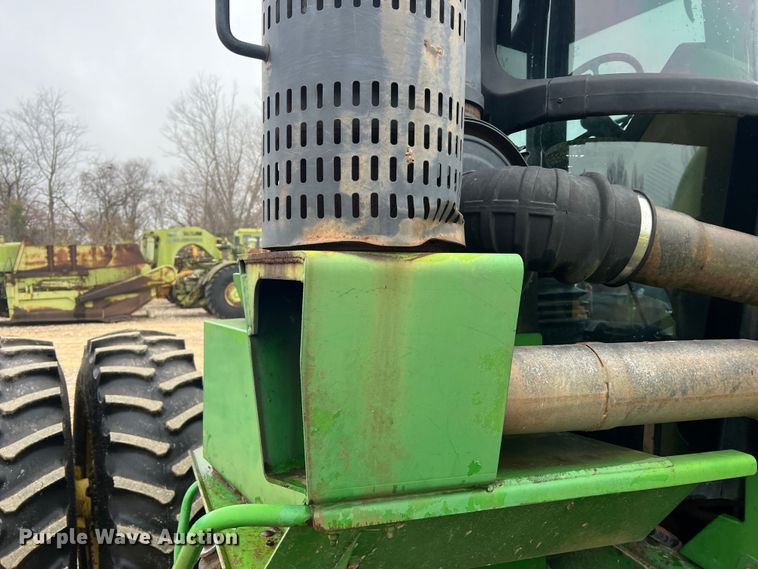 image for item JU9749 1990 John Deere 8760  4WD tractor