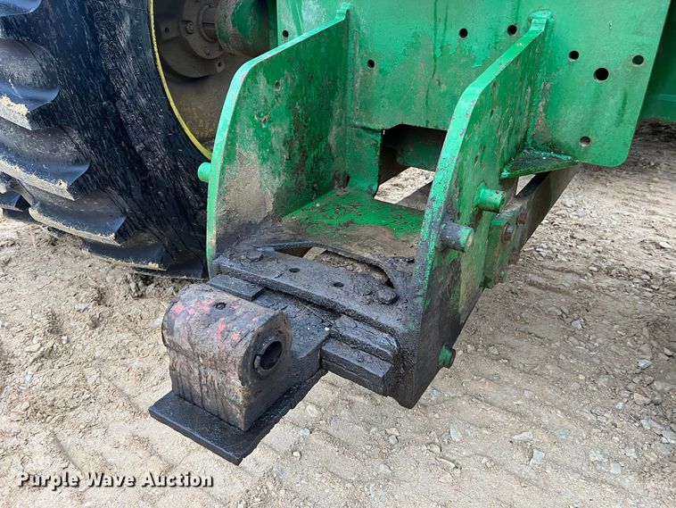 image for item JU9749 1990 John Deere 8760  4WD tractor