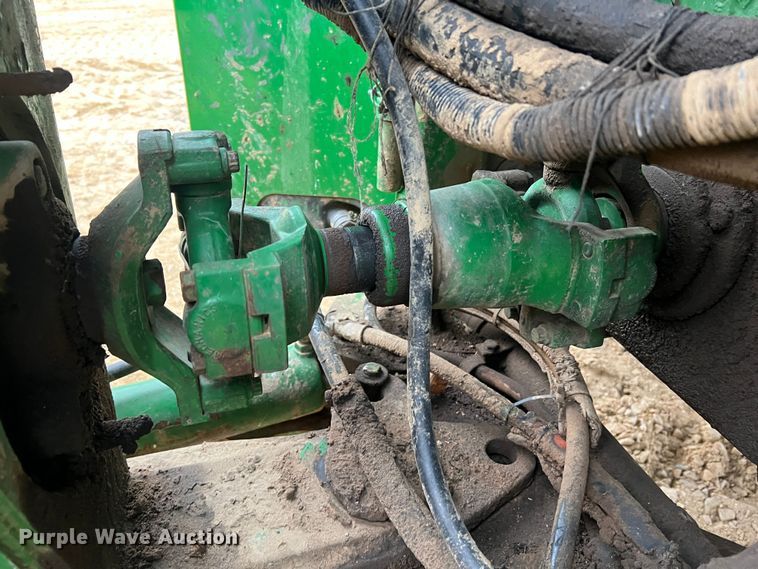 image for item JU9749 1990 John Deere 8760  4WD tractor