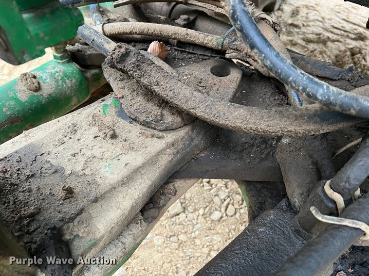 image for item JU9749 1990 John Deere 8760  4WD tractor