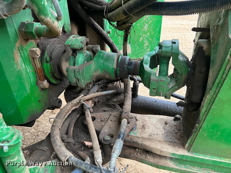 image for item JU9749 1990 John Deere 8760  4WD tractor