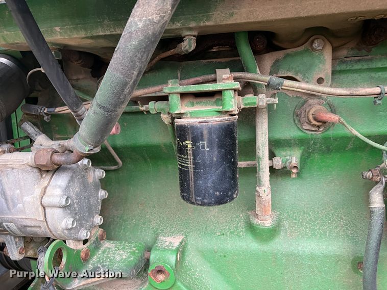 image for item JU9749 1990 John Deere 8760  4WD tractor