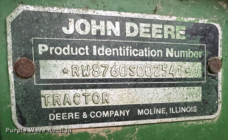 image for item JU9749 1990 John Deere 8760  4WD tractor