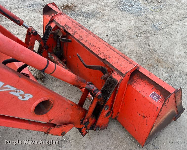 image for item JU9770 Kubota L3430  MFWD tractor