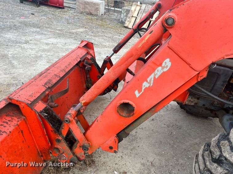image for item JU9770 Kubota L3430  MFWD tractor