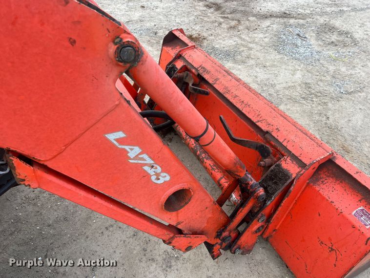 image for item JU9770 Kubota L3430  MFWD tractor