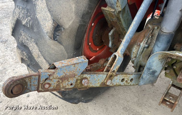 image for item JU9770 Kubota L3430  MFWD tractor