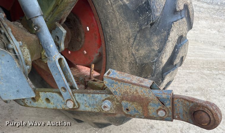 image for item JU9770 Kubota L3430  MFWD tractor