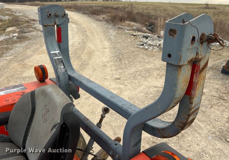 image for item JU9770 Kubota L3430  MFWD tractor