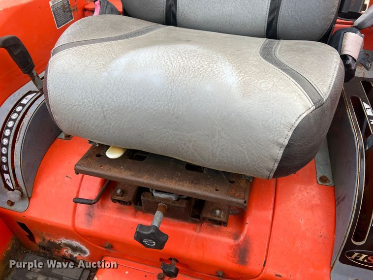 image for item JU9770 Kubota L3430  MFWD tractor