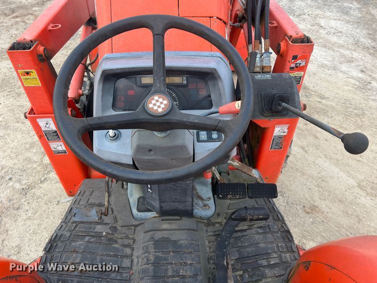 image for item JU9770 Kubota L3430  MFWD tractor
