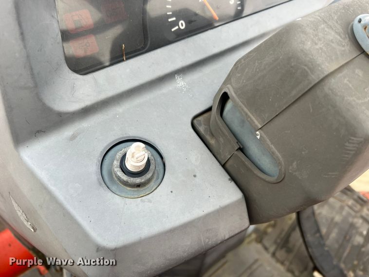 image for item JU9770 Kubota L3430  MFWD tractor