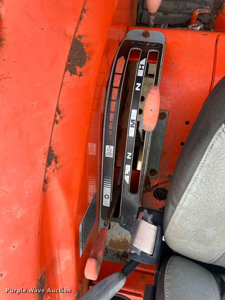 image for item JU9770 Kubota L3430  MFWD tractor