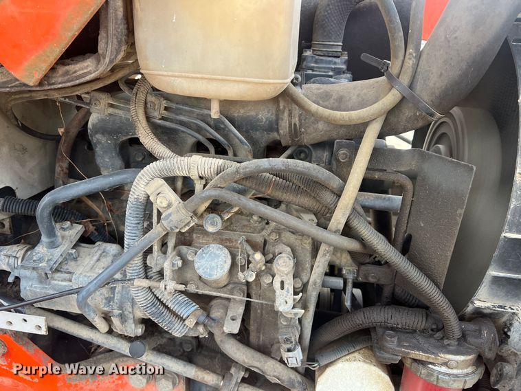 image for item JU9770 Kubota L3430  MFWD tractor