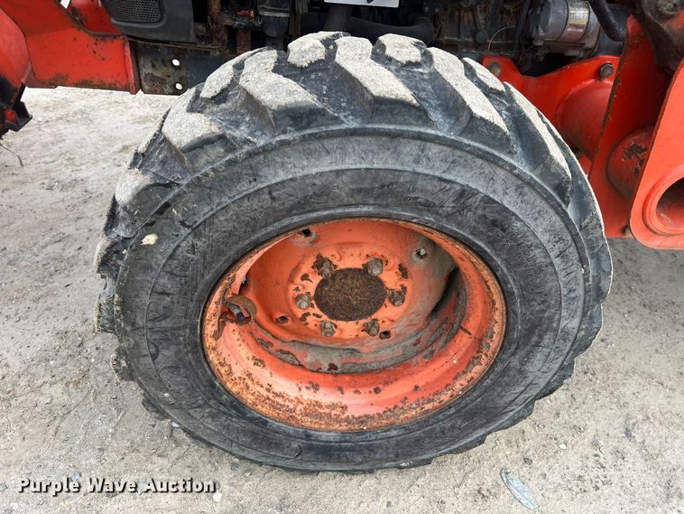 image for item JU9770 Kubota L3430  MFWD tractor