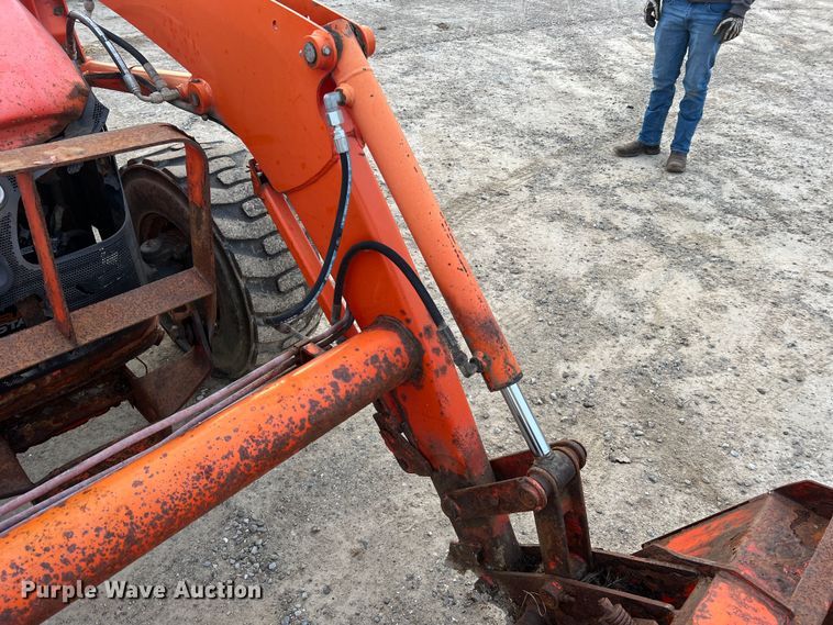 image for item JU9771 Kubota MX5100  MFWD tractor