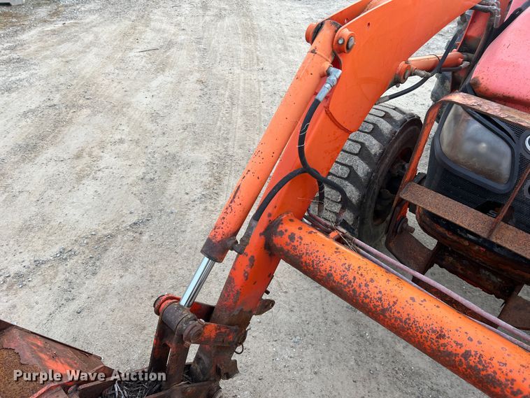 image for item JU9771 Kubota MX5100  MFWD tractor