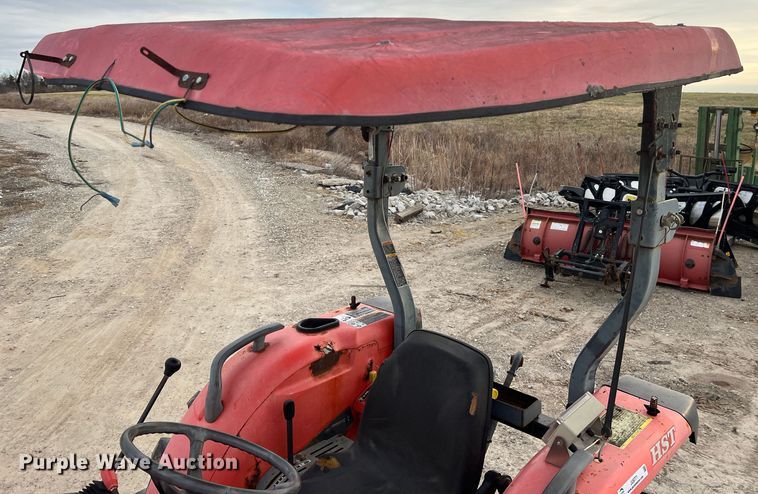 image for item JU9771 Kubota MX5100  MFWD tractor