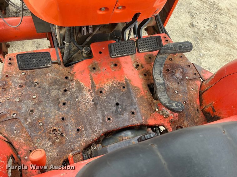 image for item JU9771 Kubota MX5100  MFWD tractor