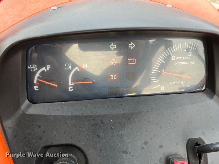 image for item JU9771 Kubota MX5100  MFWD tractor