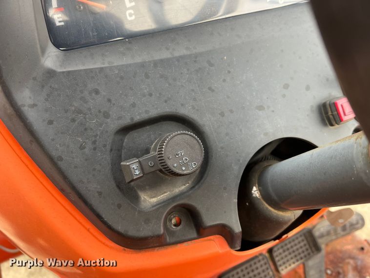 image for item JU9771 Kubota MX5100  MFWD tractor