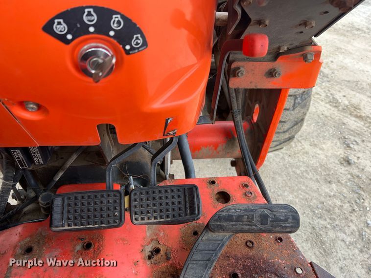 image for item JU9771 Kubota MX5100  MFWD tractor