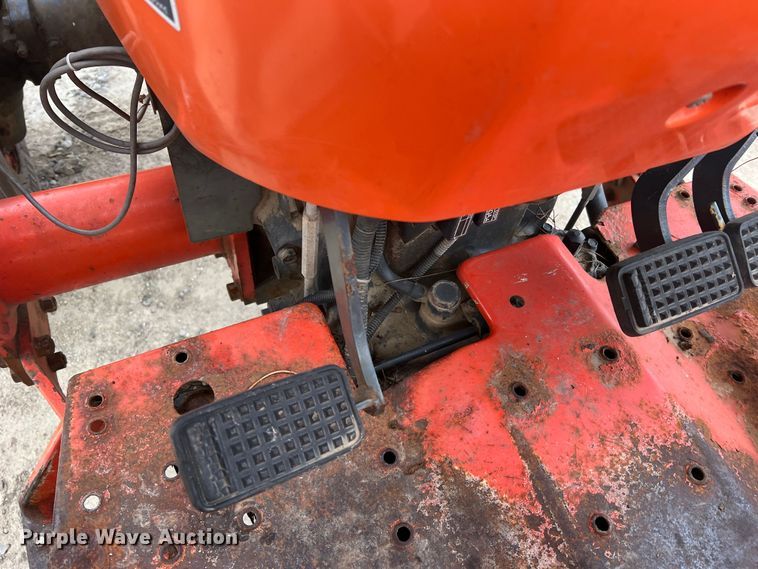 image for item JU9771 Kubota MX5100  MFWD tractor