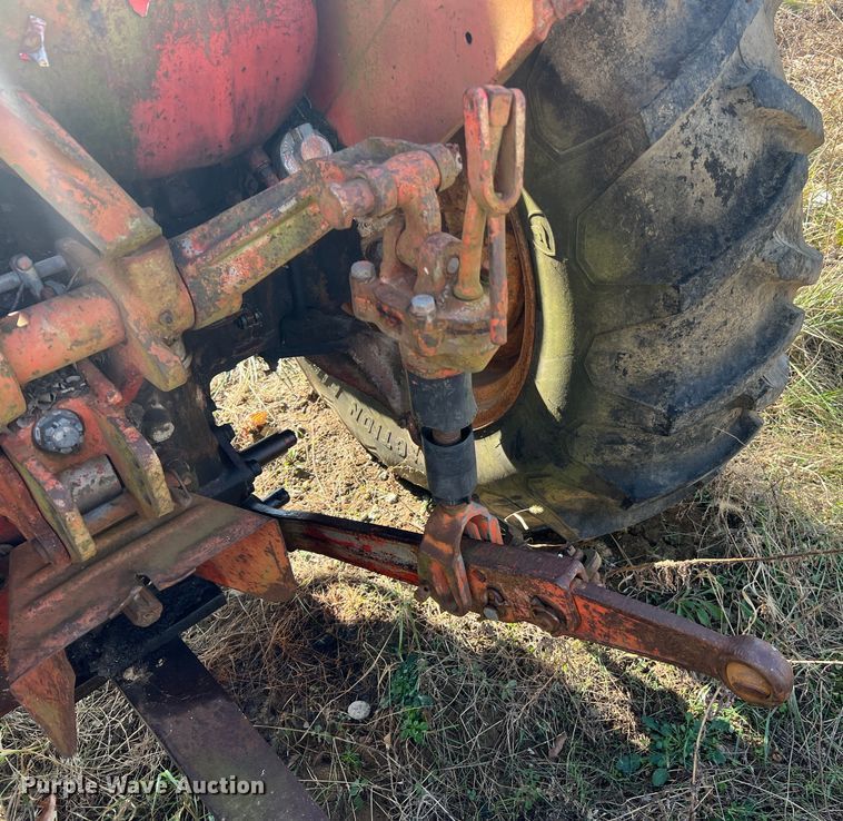 image for item JU9787 Geaapycb MT3-52  MFWD tractor